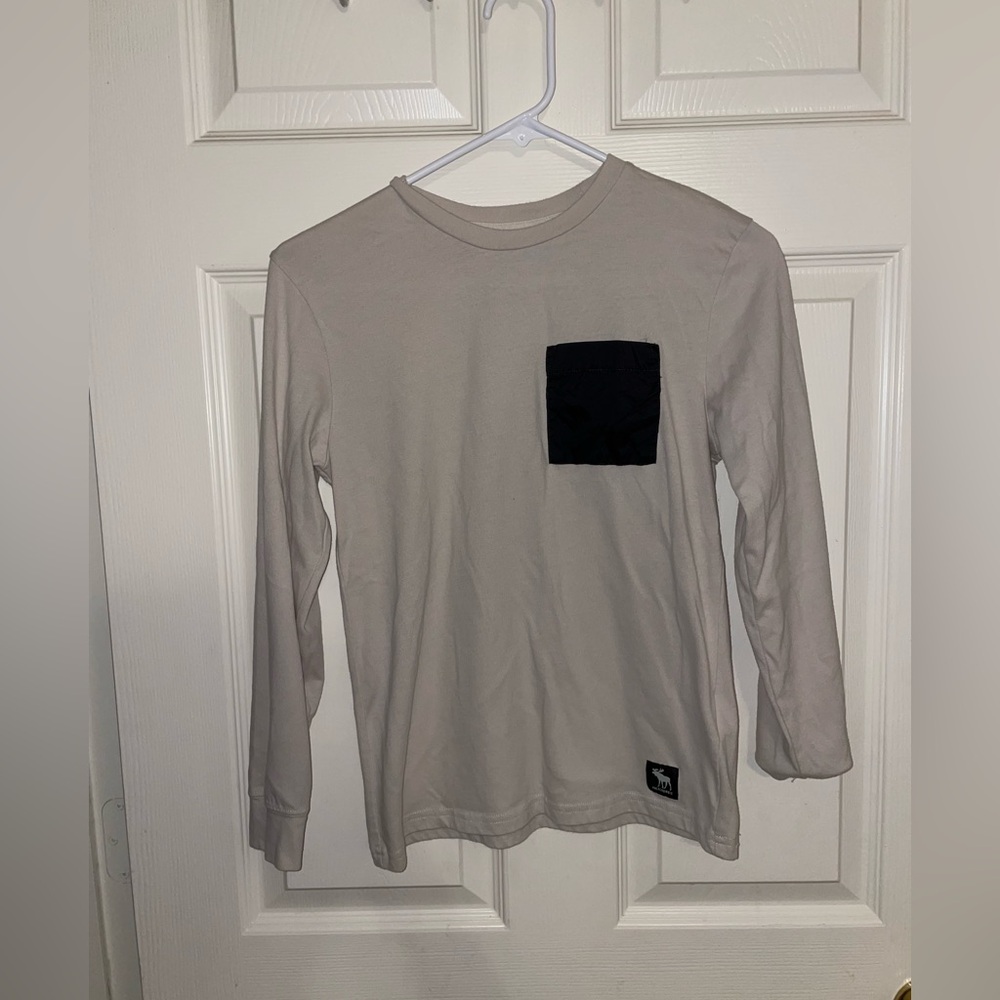 Kids Abercrombie long sleeve tee 11/12